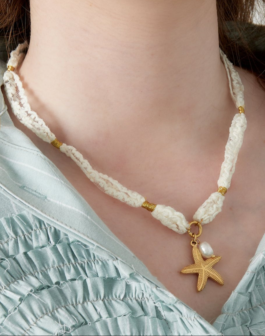 Zeester en parel ketting