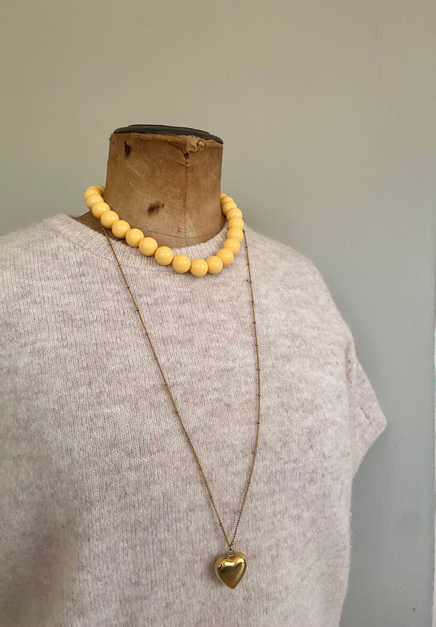 Gele kralenketting