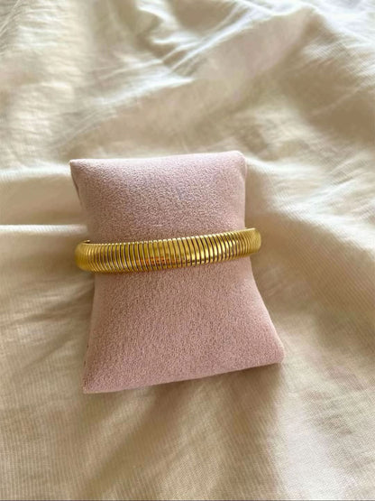Belle Bangle